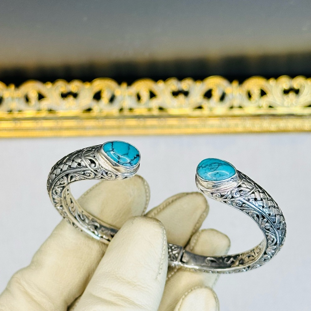 Kingman Turquoise 925 Sterling Silver Hinged Cuff Bracelet, Size 6.5-7